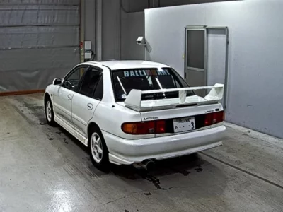 Mitsubishi LANCER