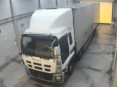 Isuzu TRUCK