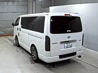 Toyota HIACE VAN
