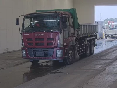 Isuzu GIGA