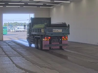 Isuzu GIGA