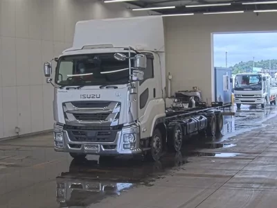 Isuzu GIGA