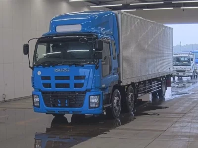 Isuzu GIGA