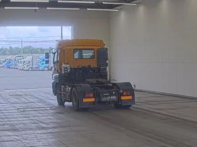 Isuzu GIGA