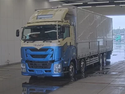 Isuzu GIGA