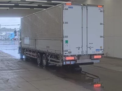 Isuzu GIGA