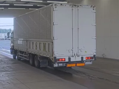 Isuzu GIGA