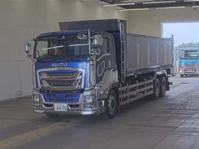 Isuzu GIGA