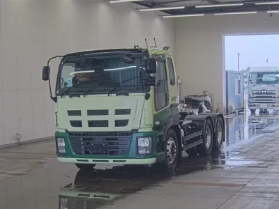 Isuzu GIGA