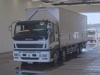 Isuzu GIGA