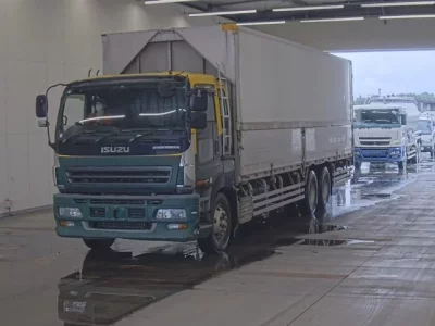 Isuzu GIGA