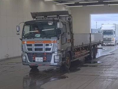 Isuzu GIGA