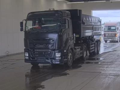 Isuzu GIGA