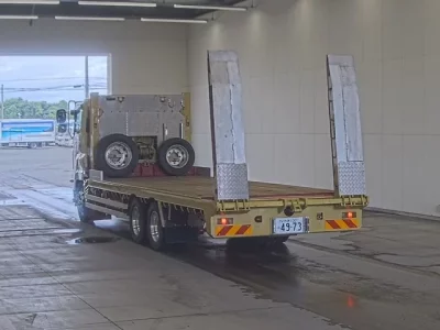 Isuzu GIGA