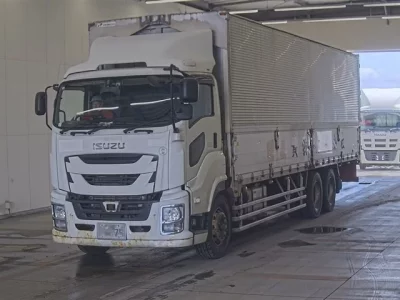 Isuzu GIGA