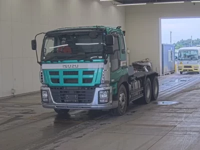 Isuzu GIGA