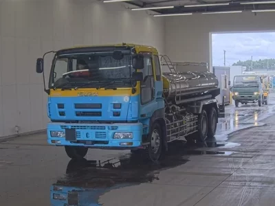 Isuzu GIGA
