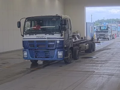 Isuzu GIGA