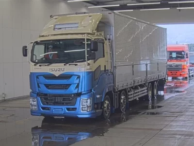 Isuzu GIGA