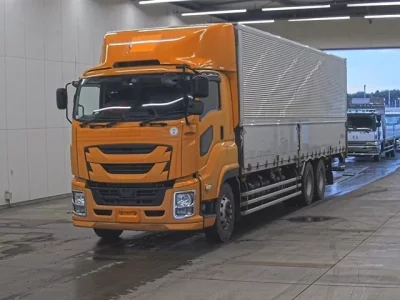 Isuzu GIGA