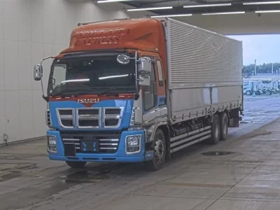 Isuzu GIGA