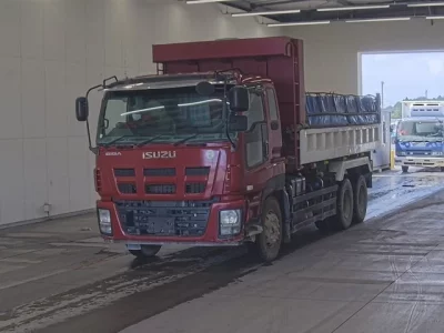 Isuzu GIGA