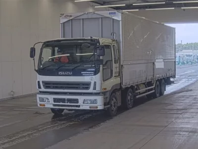 Isuzu GIGA