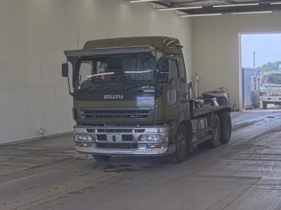 Isuzu GIGA