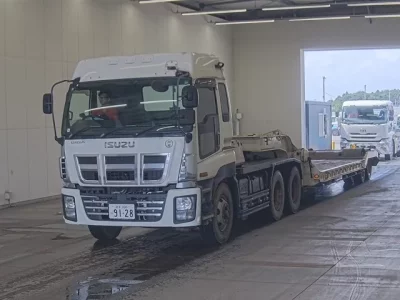 Isuzu GIGA
