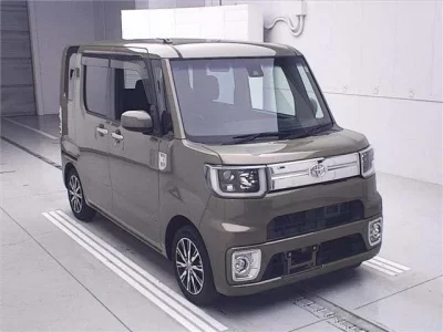Toyota PIXIS MEGA