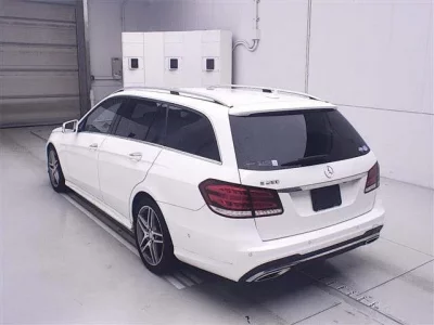 Mercedes-Benz E CLASS WAGON