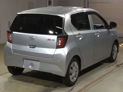 Daihatsu MIRA E S