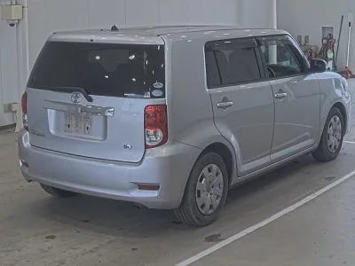 Toyota COROLLA RUMION