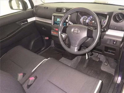 Toyota PIXIS SPACE