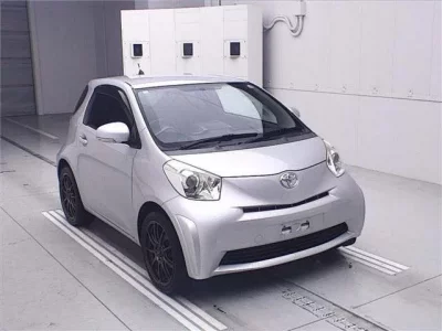 Toyota IQ