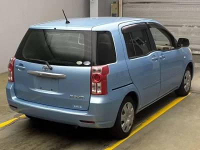 Toyota RAUM