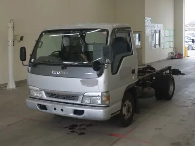 Isuzu ELF