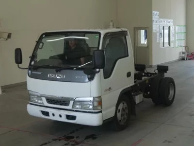 Isuzu ELF