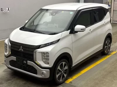 Mitsubishi EK X
