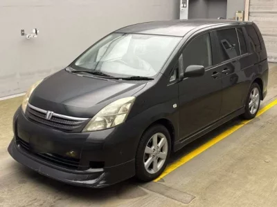 Toyota ISIS