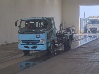 Mitsubishi FUSO FIGHTER