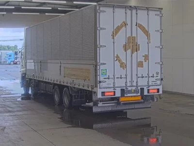 Hino TRUCK