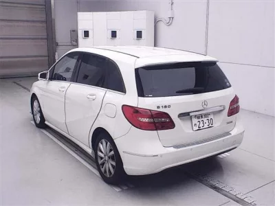 Mercedes-Benz B CLASS