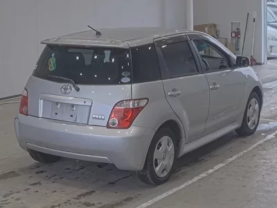 Toyota IST