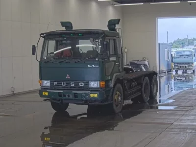 Mitsubishi FUSO TRUCK