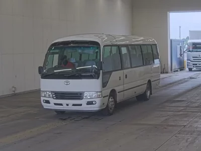 Toyota COASTER