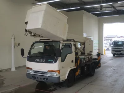 Isuzu ELF