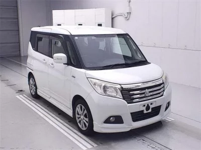 Mitsubishi DELICA D2
