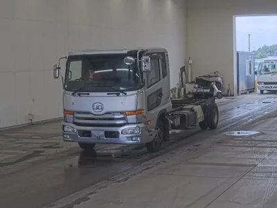 Nissan UD SERIES