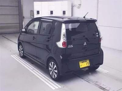 Mitsubishi EK CUSTOM